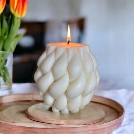 Zen Serenity: Scented Braid Candle